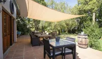 B&B Sauvignon Country Lodge