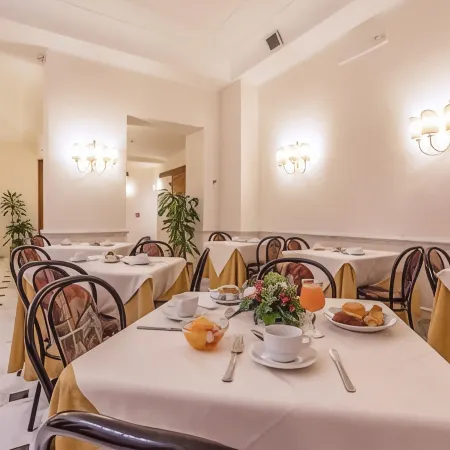 Raeli Hotel Noto