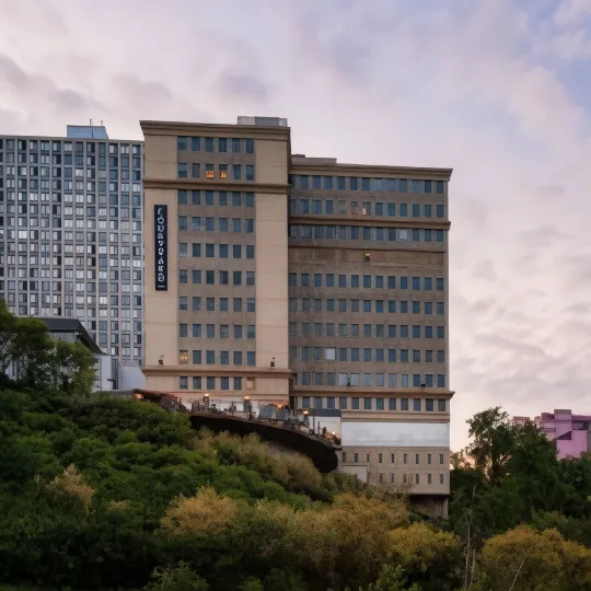 Courtyard Edmonton Downtown