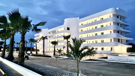 Cana Rock Con Vista Al Golf