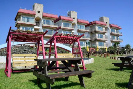 Jeju Udo Daol Pension Отели рядом с достопримечательностью «Остров Удо»