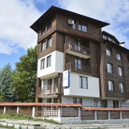 Family Complex Mountain Romance Apartments