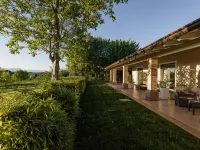 Moscatello & Mulinër Design Agri Relais Hotels in Pozzolengo