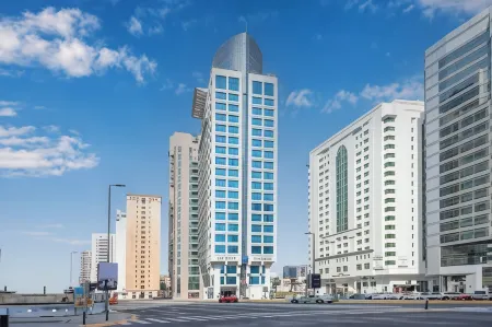 Tryp by Wyndham Abu Dhabi City Center Отели в г. Абу-Даби