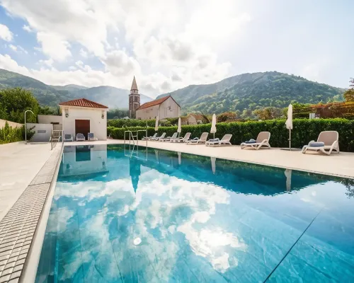Apartments Villa Riva Hotels in Slano