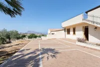GuestHost - Countryside Sicily House