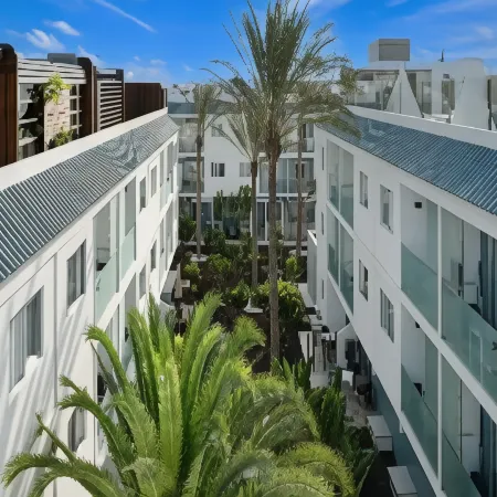 Bristol Sunset Beach - Holiday Apartments