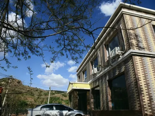Beizhen Kaoshanpo Farm Stay (Qingyanshi)
