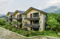 Wuzhishan Minglanshe - parking