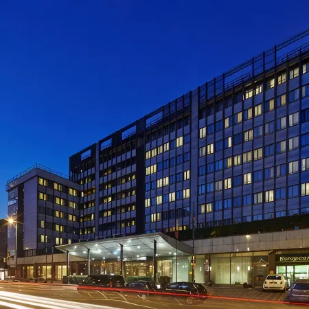 Hilton Milan Отели рядом с достопримечательностью «Комплекс 10 Corso Como»