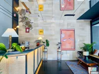 WE2 HOTEL