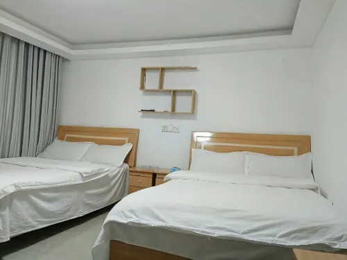 Fenggang Luosan Inn - 2 ดาว