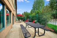 Freshly Remodeled Keystone Studio, Heated Pool, Hot tub, Walk to Gondola! - Kuntosalit