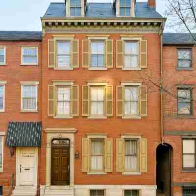 5BR Hollywood-Glam-Themed Historic Home + Sauna, Sleeps 12 Hotel Exterior