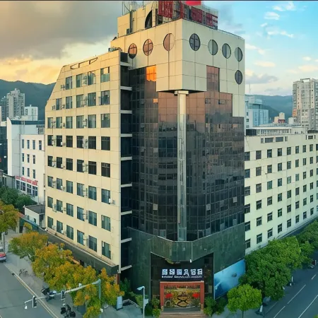 Landu shuntian Hotel