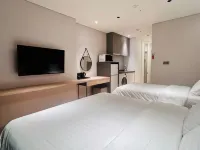 Chestertons Dominicleva Sokcho (Free Swimming Pool, Sauna, Cooking Studio)