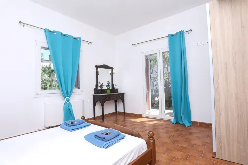 Corfu Seaside Cottage - Private Garden Retreat