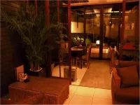 Hotel Allamanda