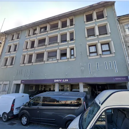 Central Porto 4BR apartment in Porto City center 2MIN METRO and WALK Aliados