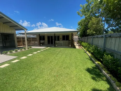 Brand New 2BR Coastal Home w/ Outdoor Entertaining – 350m to Beach, Pier & cafes - Wifi