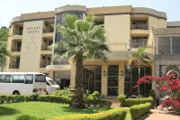 Galaxy Hotel ltd - Pools