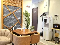 Pine Lodge BY EVR Previously YSS indrawasih โรงแรมในเซ็นทรัลเซอเบอรังเปอไร