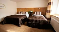 Blooms Hotel