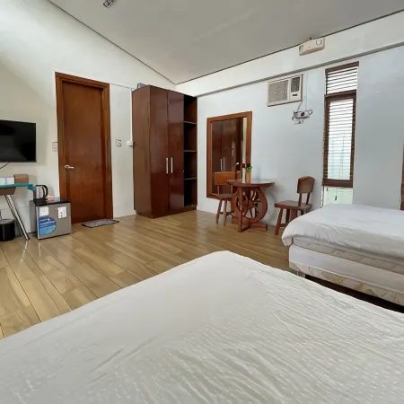 Floating Sanctuary Resort Bulacan powered by Cocotel