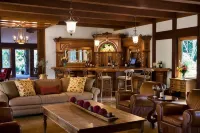 Harvest Inn