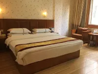 Yingjiang Huayu Hotel