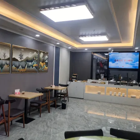 7Days Inn Hotel (Pei Hancheng Scenic Area Hancheng Middle Road)