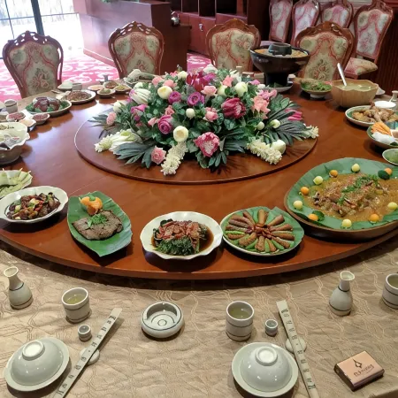 Jinta Hot Spring Hotel
