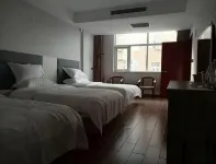 Wojiarunda Fashion Hotel - Parkplatz