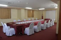 Bayview Park Hotel Manila - Business