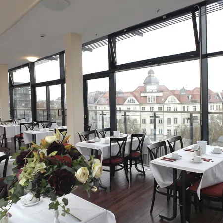 Come Inn Berlin Kurfürstendamm Отели рядом с достопримечательностью «Шиллер-театр»