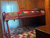 Romantic Cottage+Boating with Dock, + Atv Trails + Fishing+ .5 Mile to Downtown! Hotels in Chetek