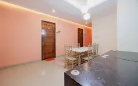 Sans Hotel Harapan Indah - 2-Star