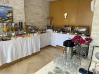 Hotel Luxury - breakfast
