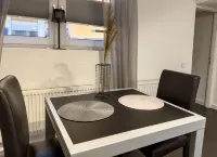 Apartelliment bianco-nero - modern accommodation in Cologne - stanze in case private