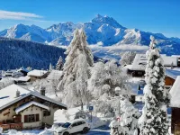 Bright, family-friendly apartment just outside Villars!