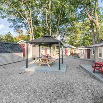 Wasaga Beach Summer Cottages & Cabins Hotel Exterior