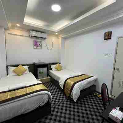 City Central (Downtown Yangon) Rooms