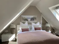 Apartment with sea view, 30 meters to the beach - Wi-Fi
