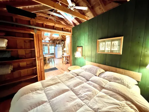 Cozy Cabin Perfect for Fall Getaway: Now w/ Wi-Fi! - 2-Sterne