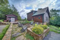 Cabin with 3 Bedrooms, Game Room, Sunrise & Mountain Views!
