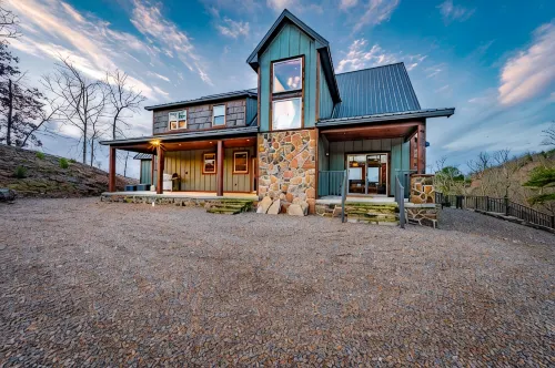 Rio Vista- Amazing Mountain & River Views Overlooking Beavers Bend! Private! - Chalets