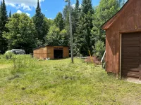 Cozy, modern cottage lots of space, perfect waterfront for swimming / water fun!