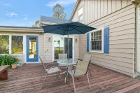 4 bed house on the shore of Lake Michigan