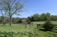 Athlone Farm: Spacious, Gorgeous Grounds, Historic Outbuildings, Summer Deals!