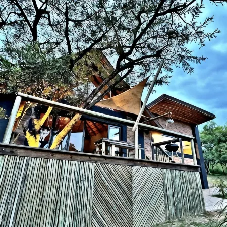 Syeta Bush Lodge - Whispering Thorn